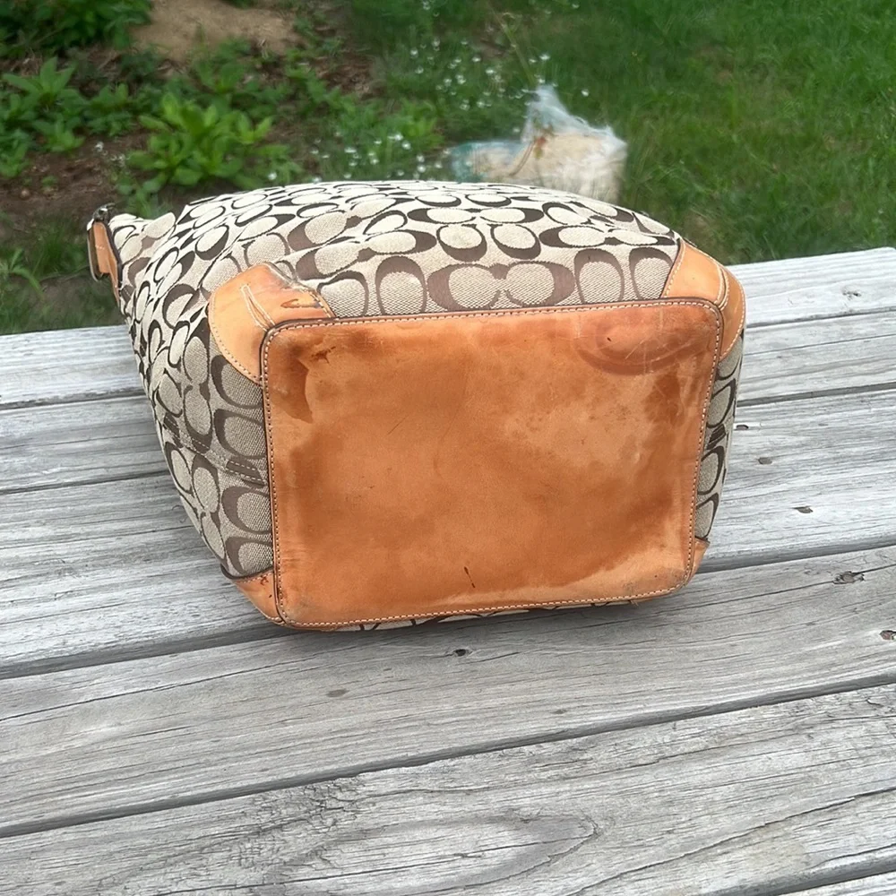 COACH - Picture 6 of 16